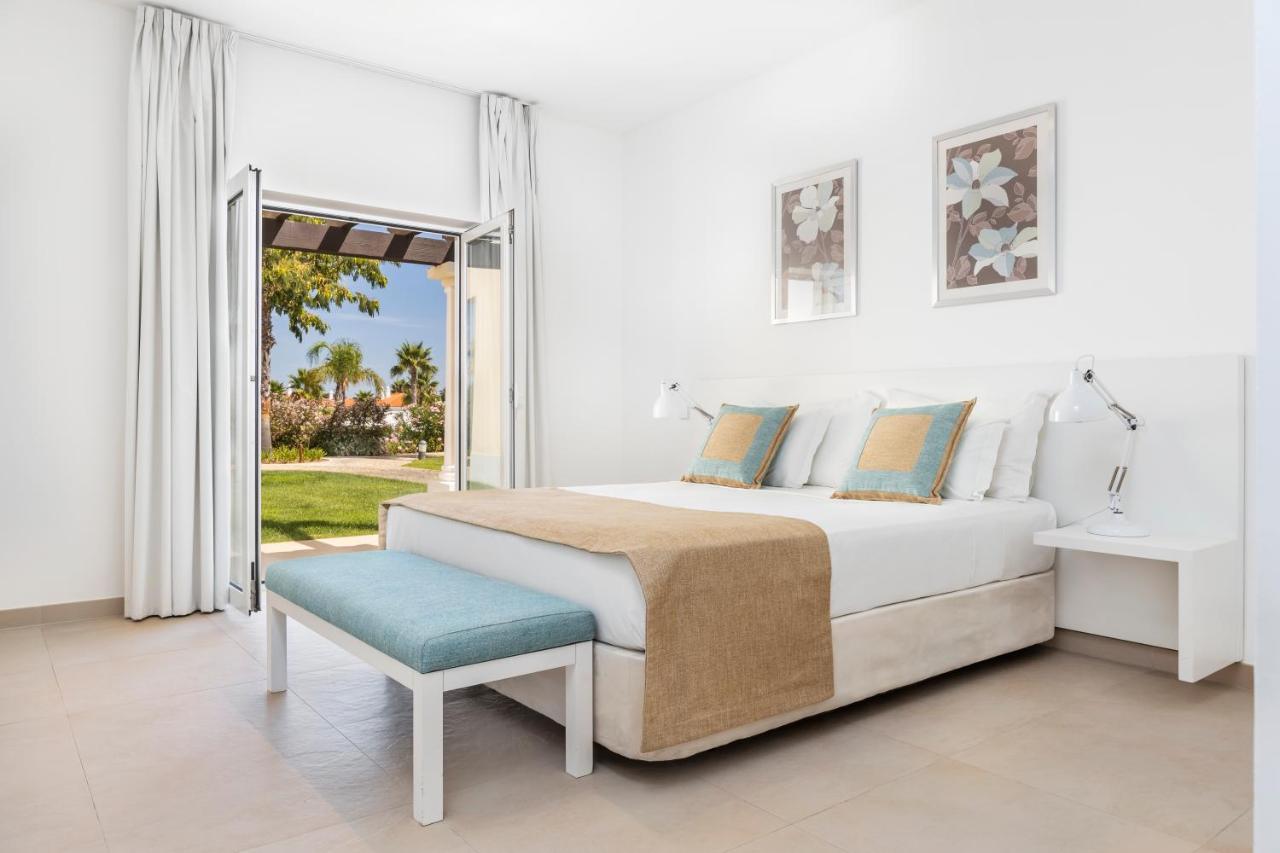 Three-Bedroom Villa Private Pool